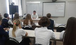 «Встреча  учащихся с председателем ТИК Э.Н. Бабиным»